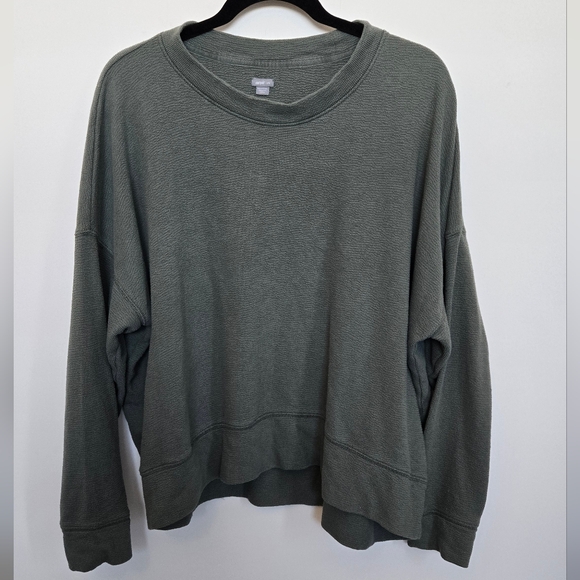 aerie Sweaters - 🥊Aerie Women's Crew Neck Sweater - Olive